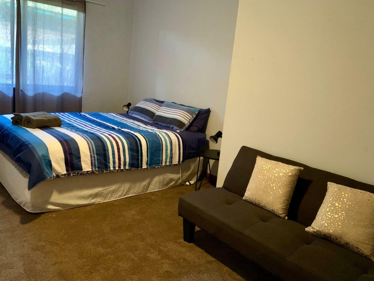 Bee'S Place - 3 Bedroom Home On 10 Acres Of Land With Distant Ocean Views Emu Bay エクステリア 写真